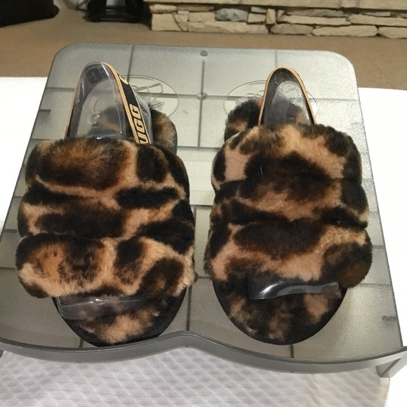 Ugg Fluff Yeah Slide - Picture 5 of 7